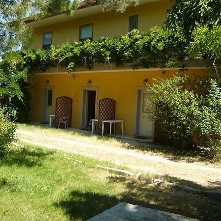 Agriturismo Crabileddu Hotel วัลเลดอเรีย ภายนอก รูปภาพ