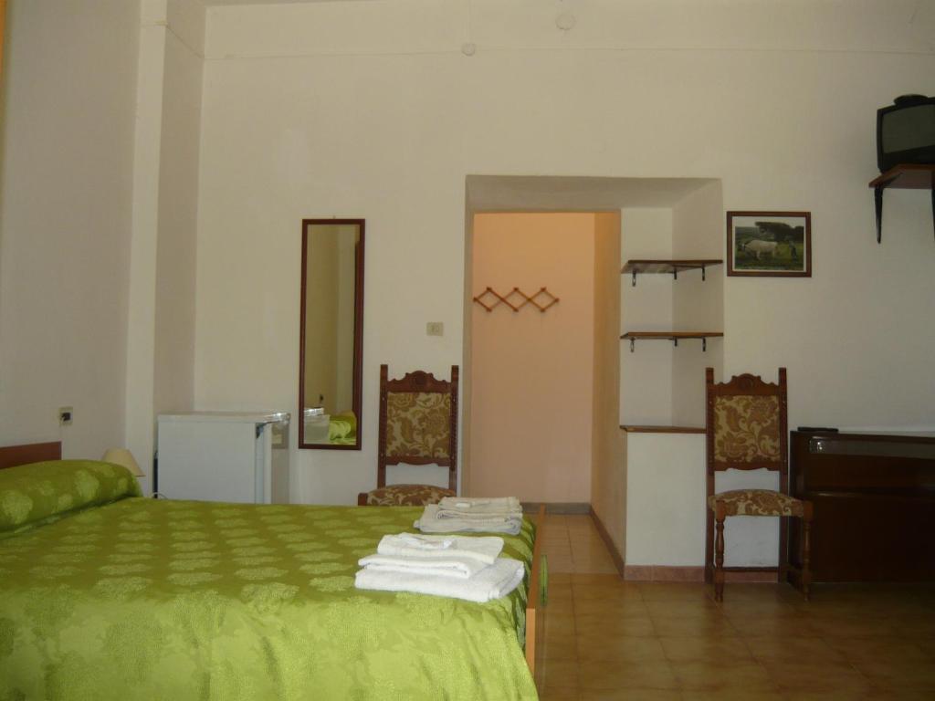 Agriturismo Crabileddu Hotel วัลเลดอเรีย ห้อง รูปภาพ